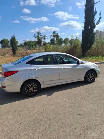 יונדאי אקסנט i25