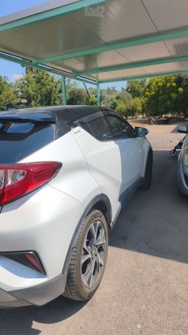 טויוטה C-HR