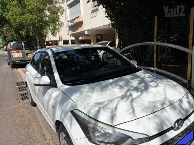 יונדאי i20