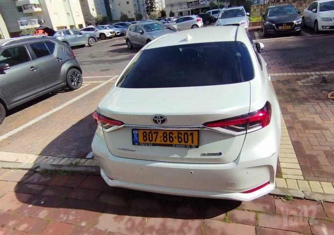 מודעת רכב טויוטה קורולה