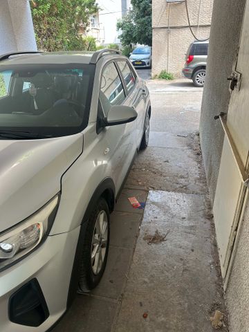 קיה סטוניק