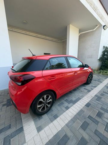 יונדאי i20