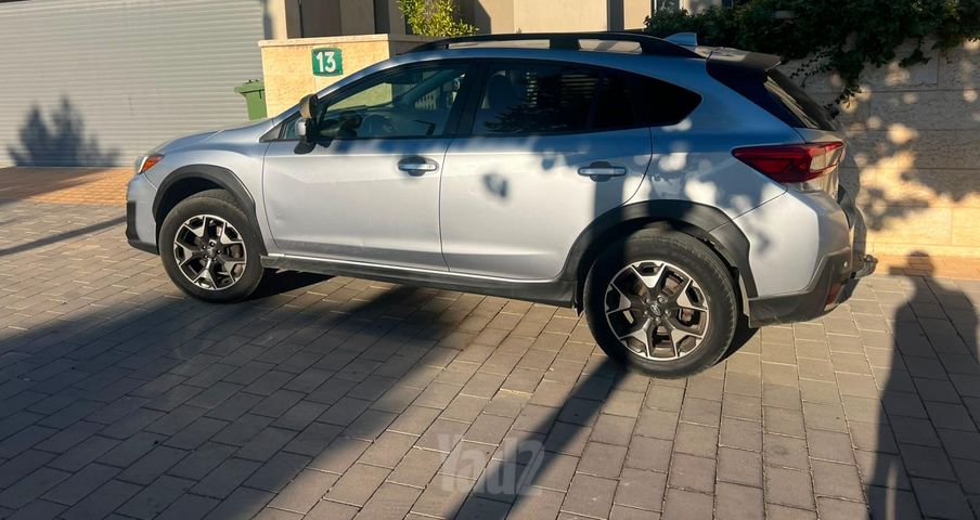 מודעת רכב סובארו XV
