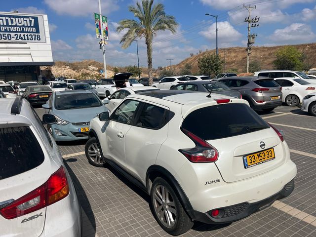מודעת רכב ניסאן ג'וק