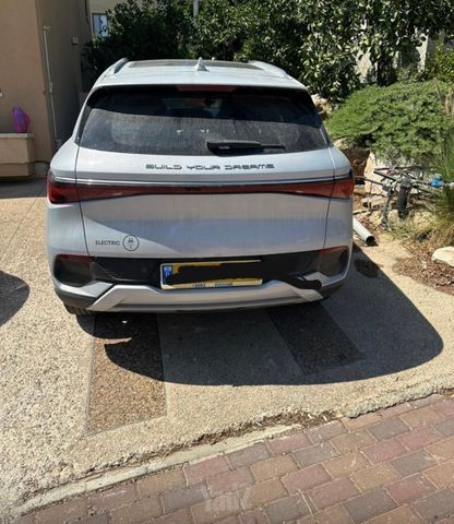 מודעת רכב בי.ווי.די אטו 3