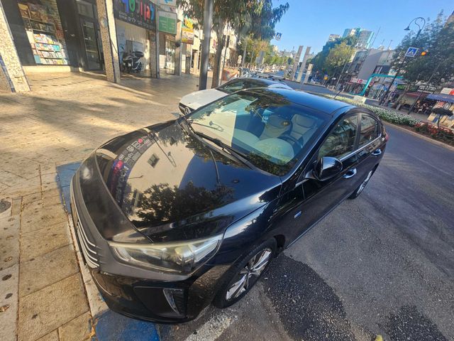 יונדאי איוניק