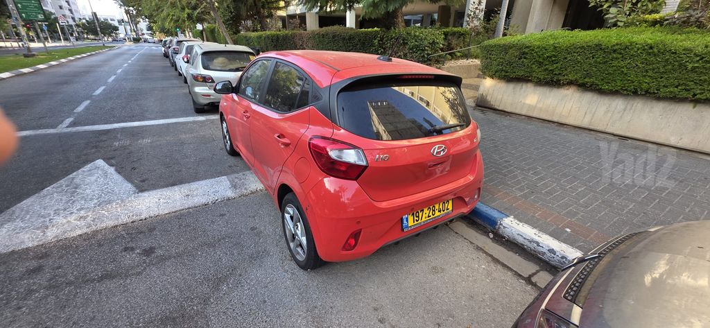 יונדאי i10