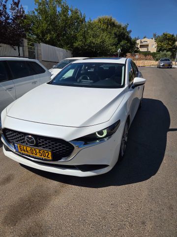 מאזדה 3