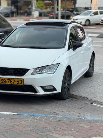 סיאט לאון