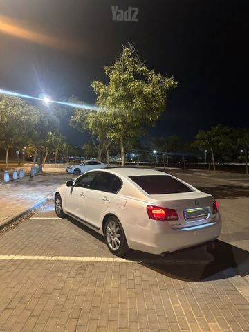לקסוס GS