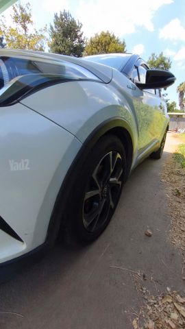 טויוטה C-HR