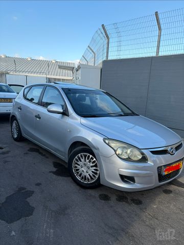 יונדאי i30