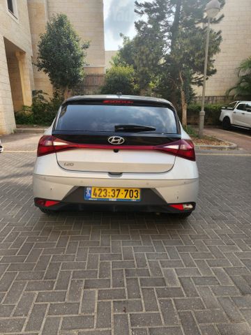 יונדאי i20