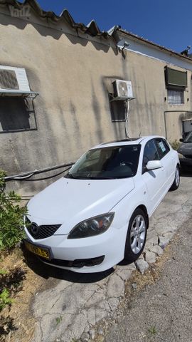 מודעת רכב מאזדה 3