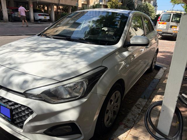 יונדאי i20