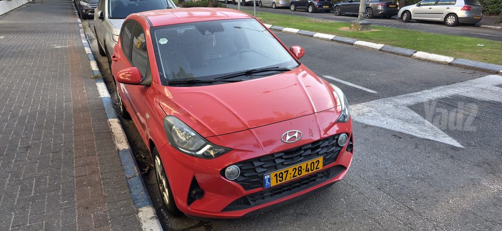 יונדאי i10