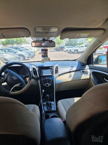 יונדאי i30