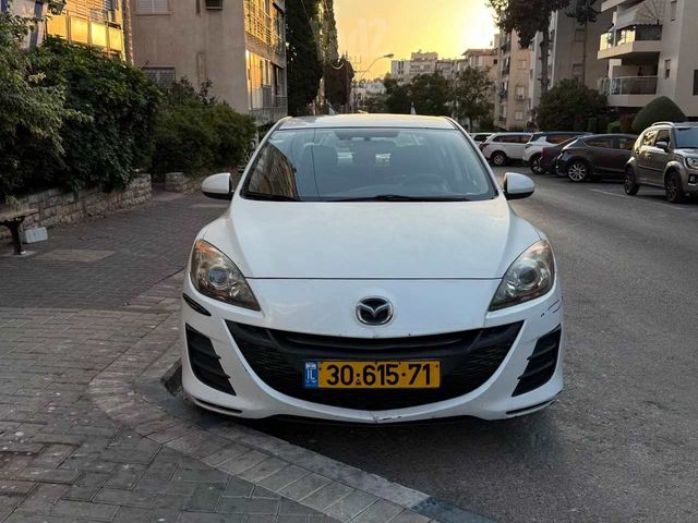 מאזדה 3