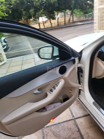 מרצדס-בנץ C-class