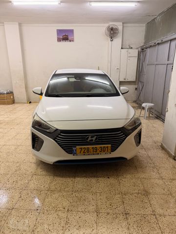 יונדאי איוניק