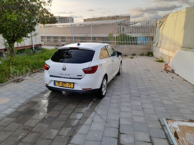 סיאט איביזה