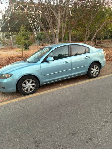 מודעת רכב מאזדה 3