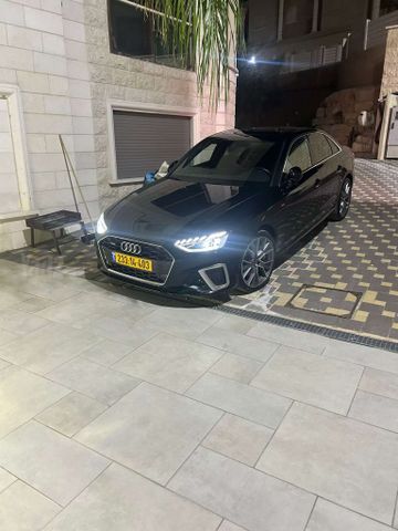 אאודי A4