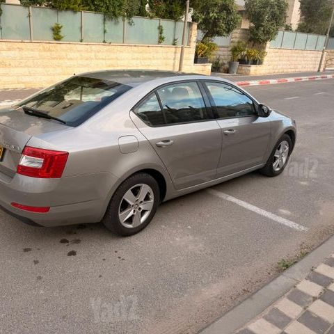 סקודה אוקטביה