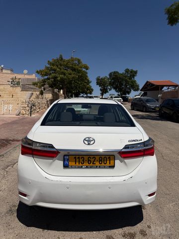 מודעת רכב טויוטה קורולה