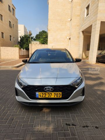 יונדאי i20