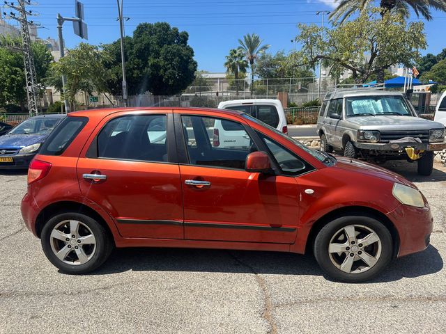 סוזוקי SX4