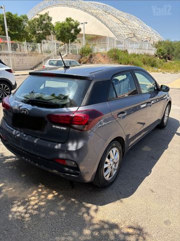 יונדאי i20