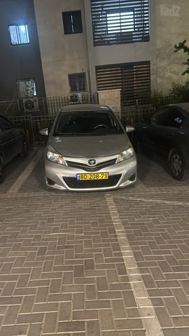 מודעת רכב טויוטה יאריס