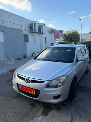 יונדאי i30