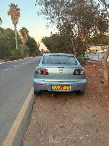 מאזדה 3