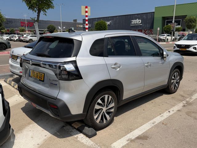 סוזוקי S-Cross
