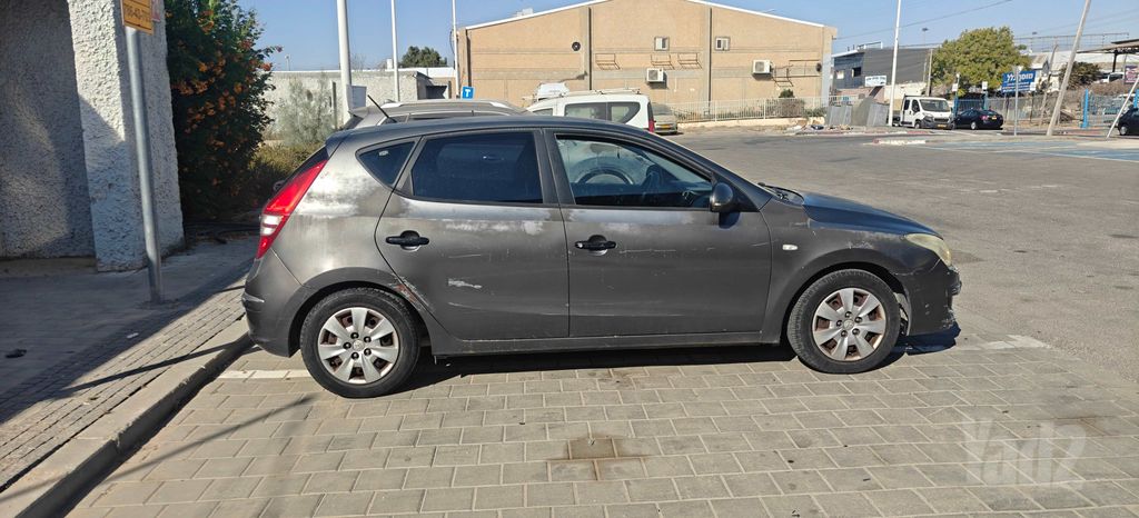יונדאי i30