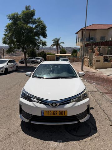 טויוטה קורולה