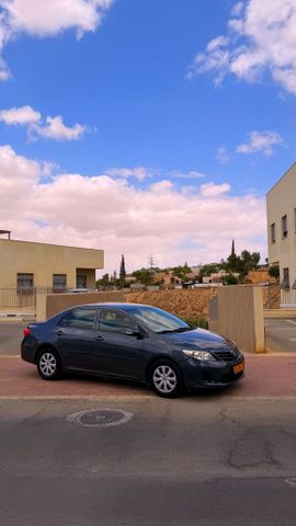 טויוטה קורולה