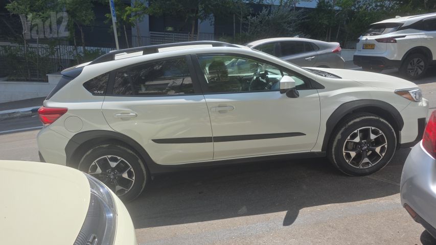 מודעת רכב סובארו XV
