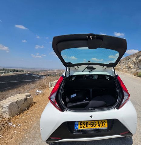 טויוטה אייגו