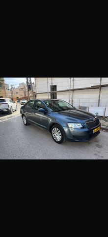 סקודה אוקטביה