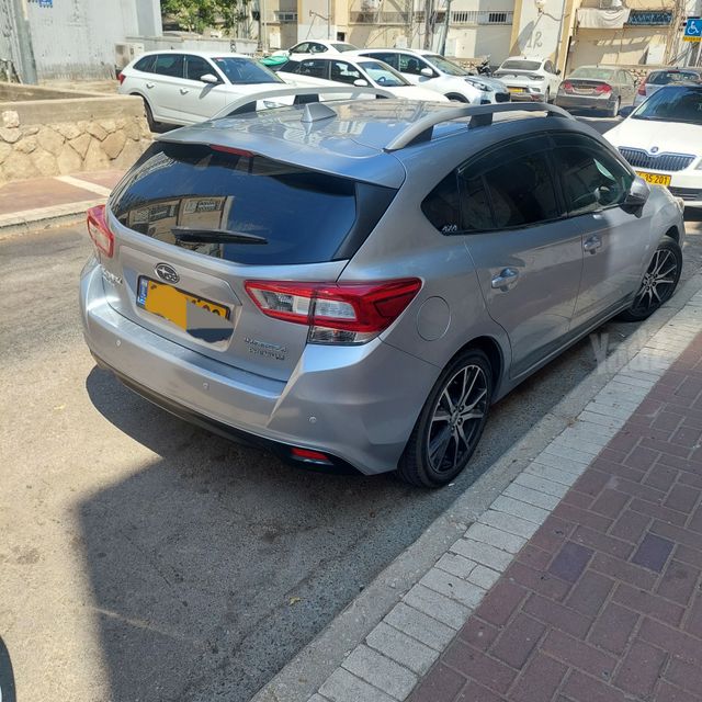 סובארו אימפרזה