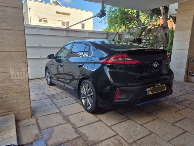 יונדאי איוניק