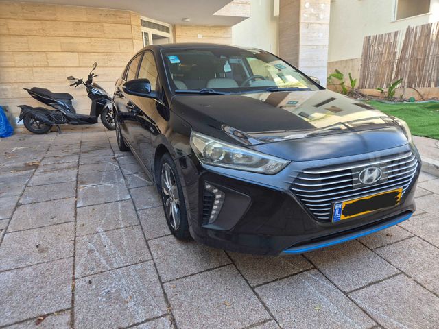 יונדאי איוניק
