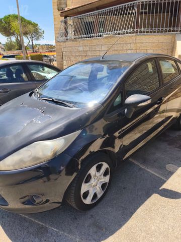 פיאסטה Trend אוט׳ 1.4 (97 כ״ס)
