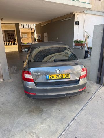 סקודה אוקטביה