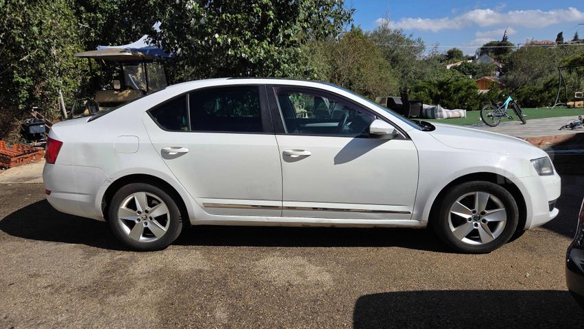 סקודה אוקטביה