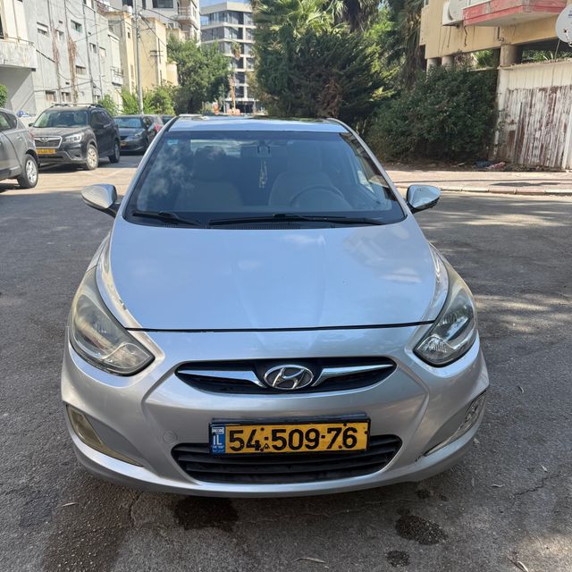 מודעת רכב יונדאי אקסנט i25