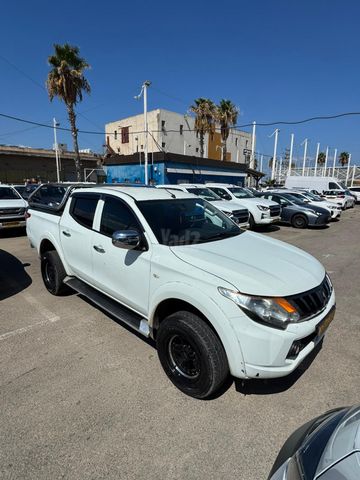 מודעת רכב מיצובישי טרייטון / L200